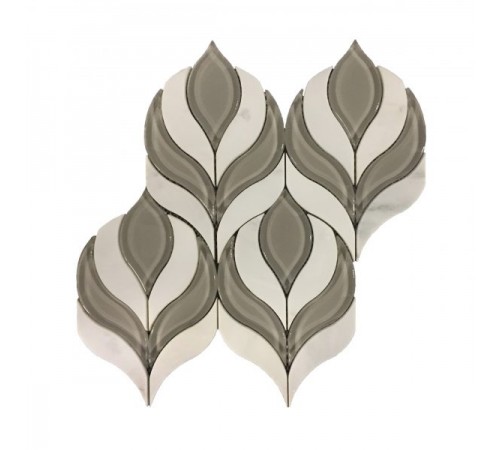 MG930 – White Blooming Flower