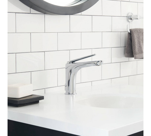 Studio S Single Hole Bathroom Faucet